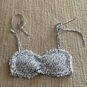 HOLLISTER FLORAL BANDEAU TOP